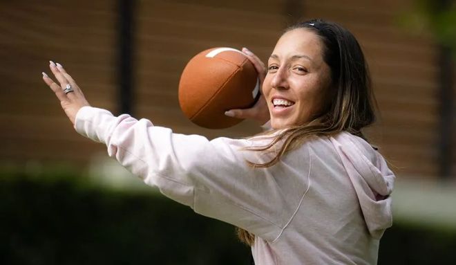 一个耐人寻 一个耐人寻