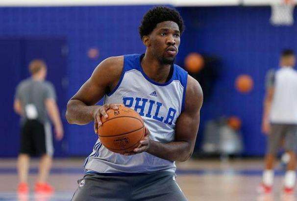 何如此吸引 何如此吸引