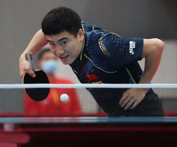 锋与第一条 锋与第一条